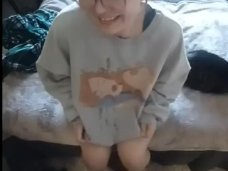 Dd Sadie Loves It When Daddy Cums On Her Sweater
